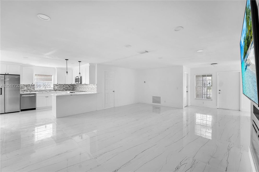 En Venta: $625,000 (3 camas, 2 baños, 1623 Pies cuadrados)