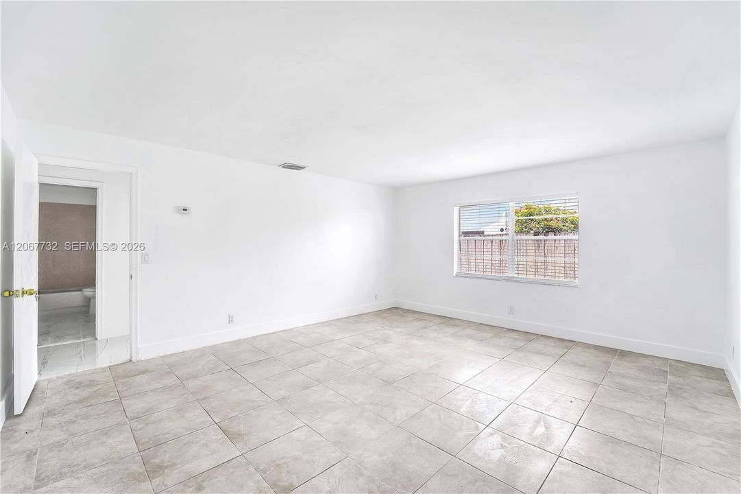 En Venta: $625,000 (3 camas, 2 baños, 1623 Pies cuadrados)