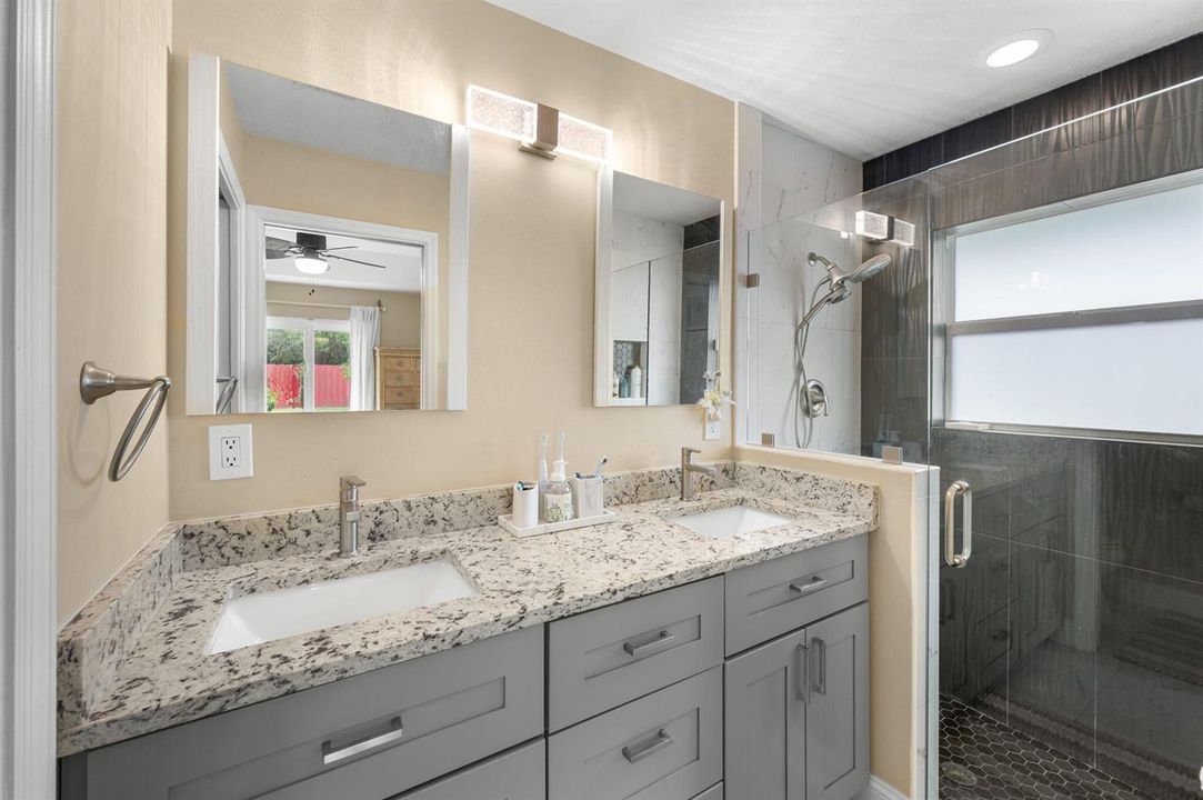 26-web-or-mls-5861 NW Cullom Cir - 26