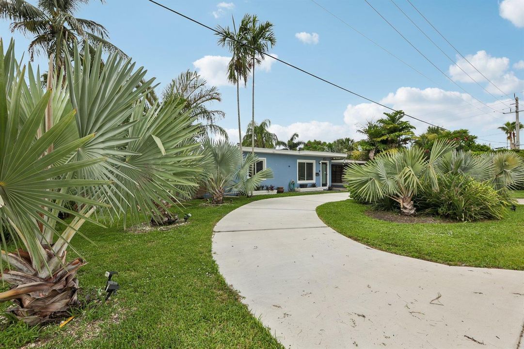 3-web-or-mls-SE 13th Ct-S0608-003