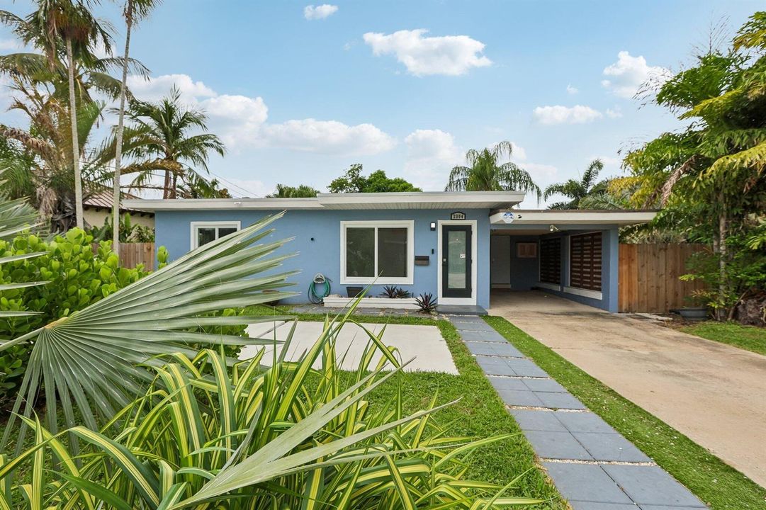 2-web-or-mls-SE 13th Ct-S0608-002