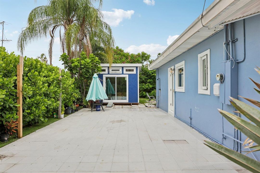 27-web-or-mls-SE 13th Ct-S0608-027