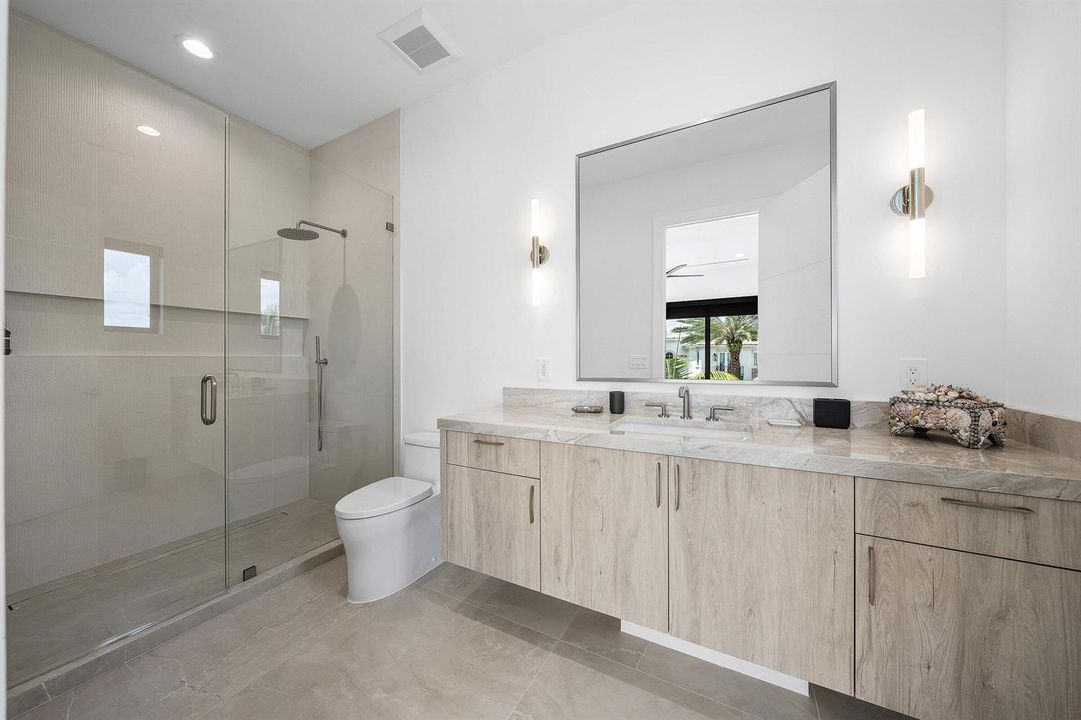048-400Northeast4thStreet-BocaRaton-FL-3