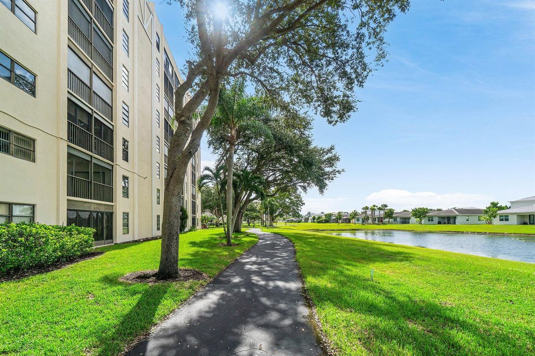 033-7290KinghurstDrive-106-DelrayBeach-F