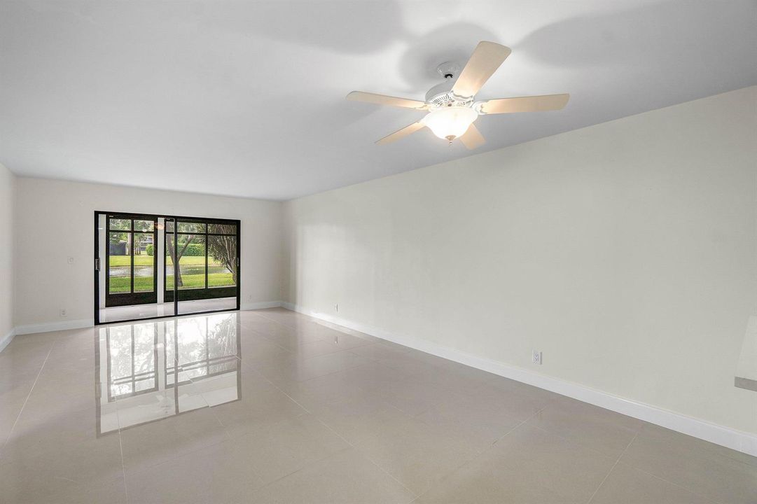 011-7290KinghurstDrive-106-DelrayBeach-F