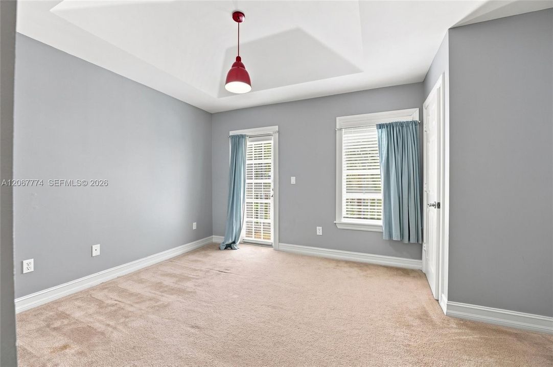 For Sale: $1,150,000 (4 beds, 4 baths, 2878 Square Feet)