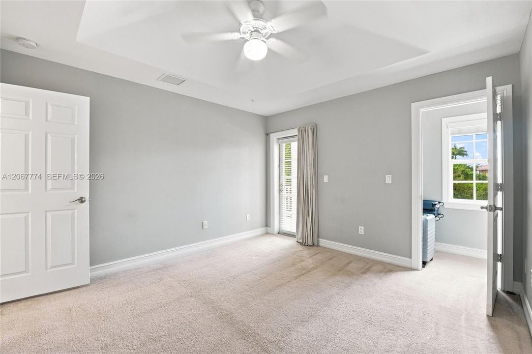 For Sale: $1,150,000 (4 beds, 4 baths, 2878 Square Feet)