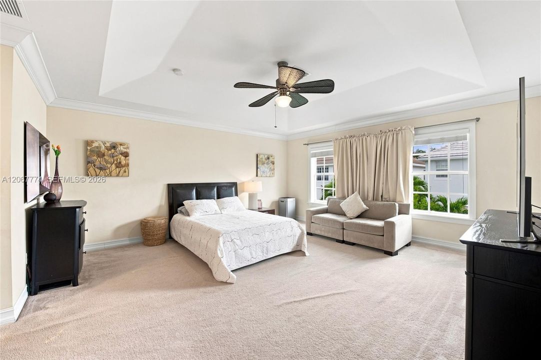 For Sale: $1,150,000 (4 beds, 4 baths, 2878 Square Feet)