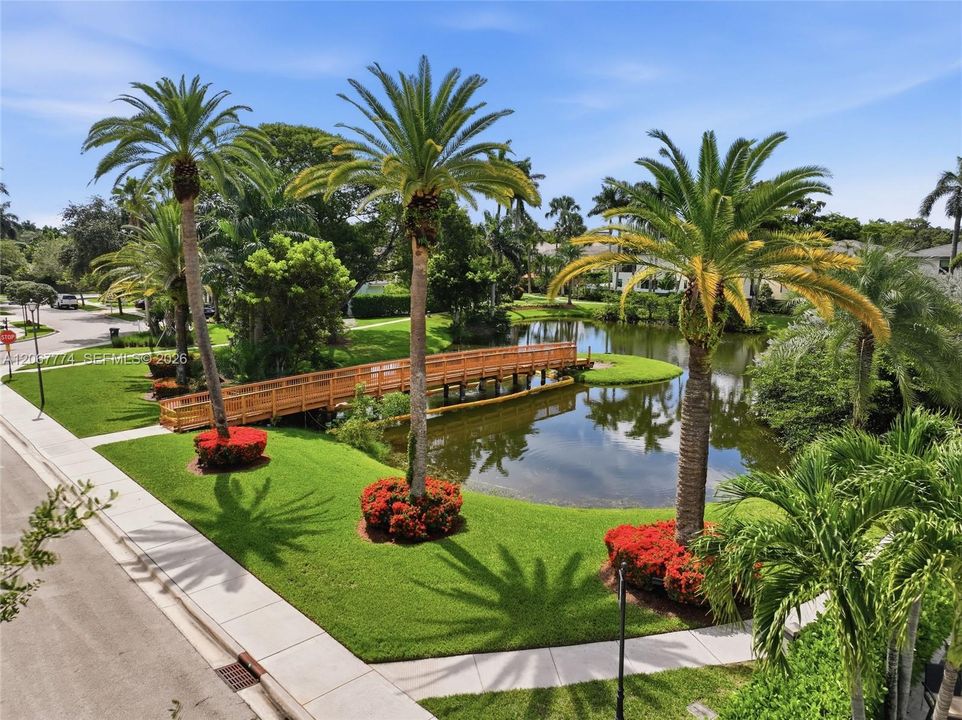 For Sale: $1,150,000 (4 beds, 4 baths, 2878 Square Feet)