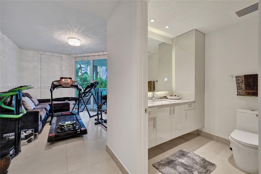 For Sale: $2,150,000 (3 beds, 3 baths, 3173 Square Feet)