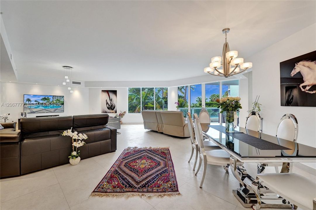 For Sale: $2,150,000 (3 beds, 3 baths, 3173 Square Feet)