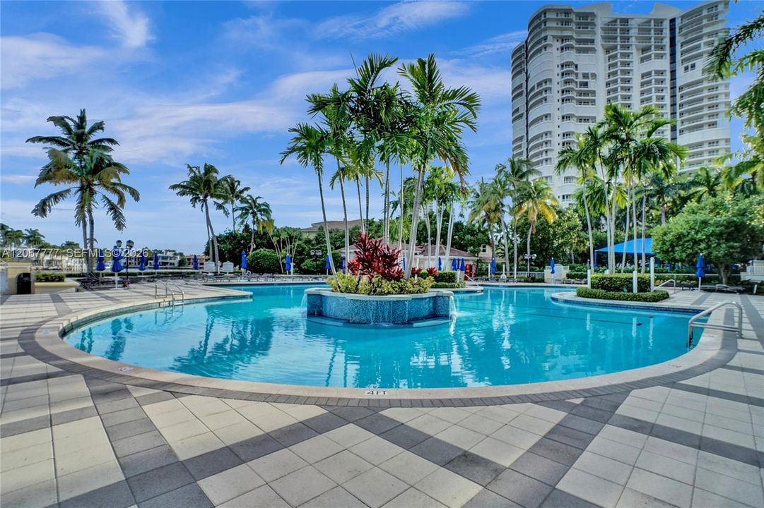 For Sale: $2,150,000 (3 beds, 3 baths, 3173 Square Feet)