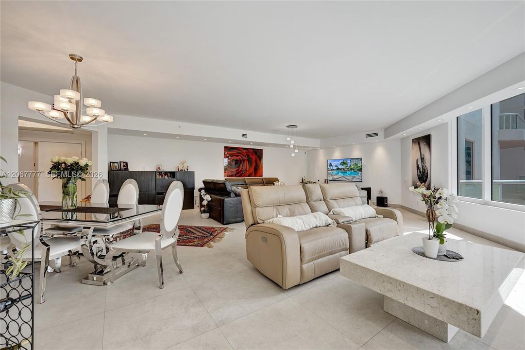 For Sale: $2,150,000 (3 beds, 3 baths, 3173 Square Feet)