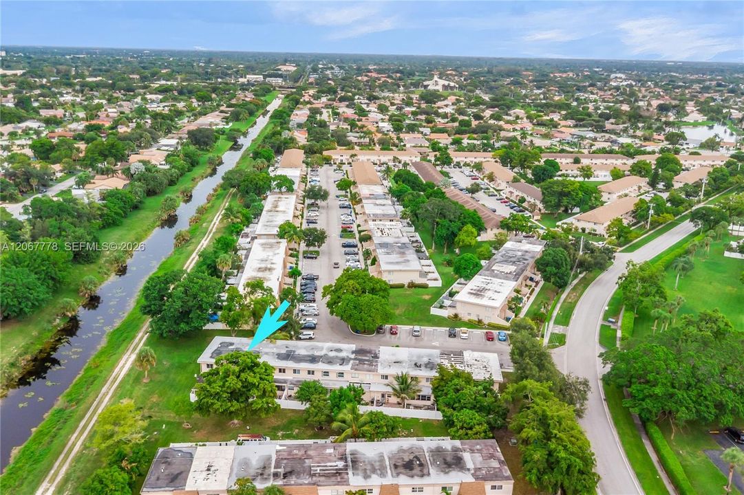 Activo con contrato: $295,000 (3 camas, 2 baños, 1528 Pies cuadrados)