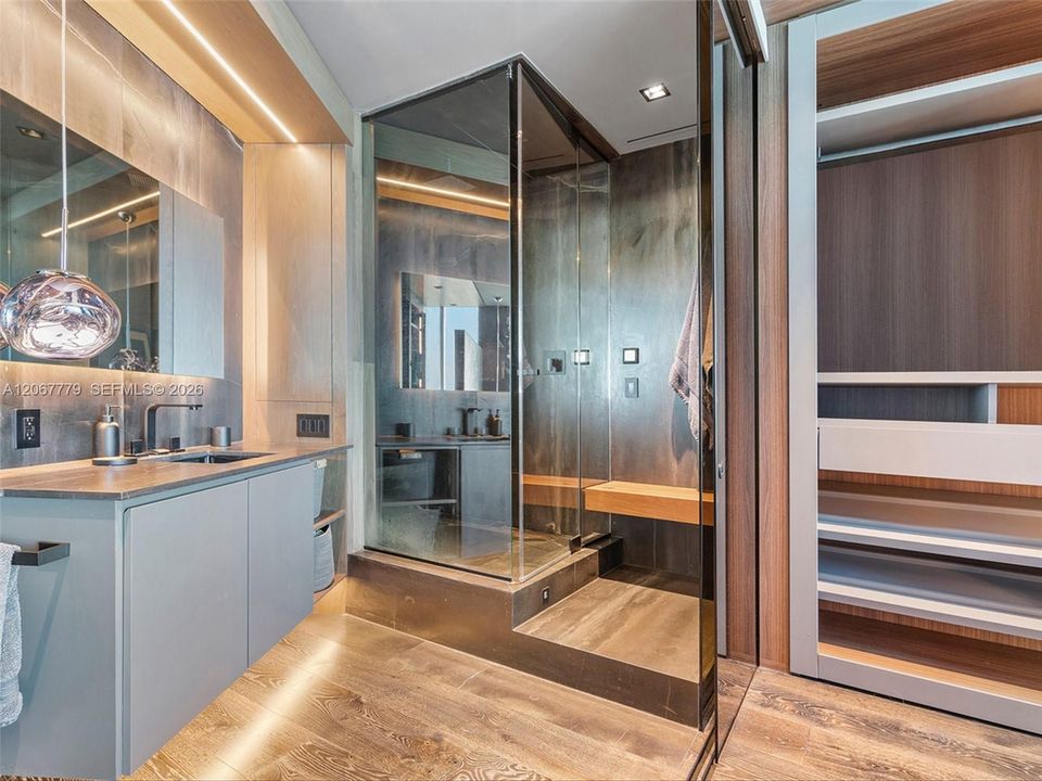 For Sale: $7,200,000 (5 beds, 5 baths, 4435 Square Feet)