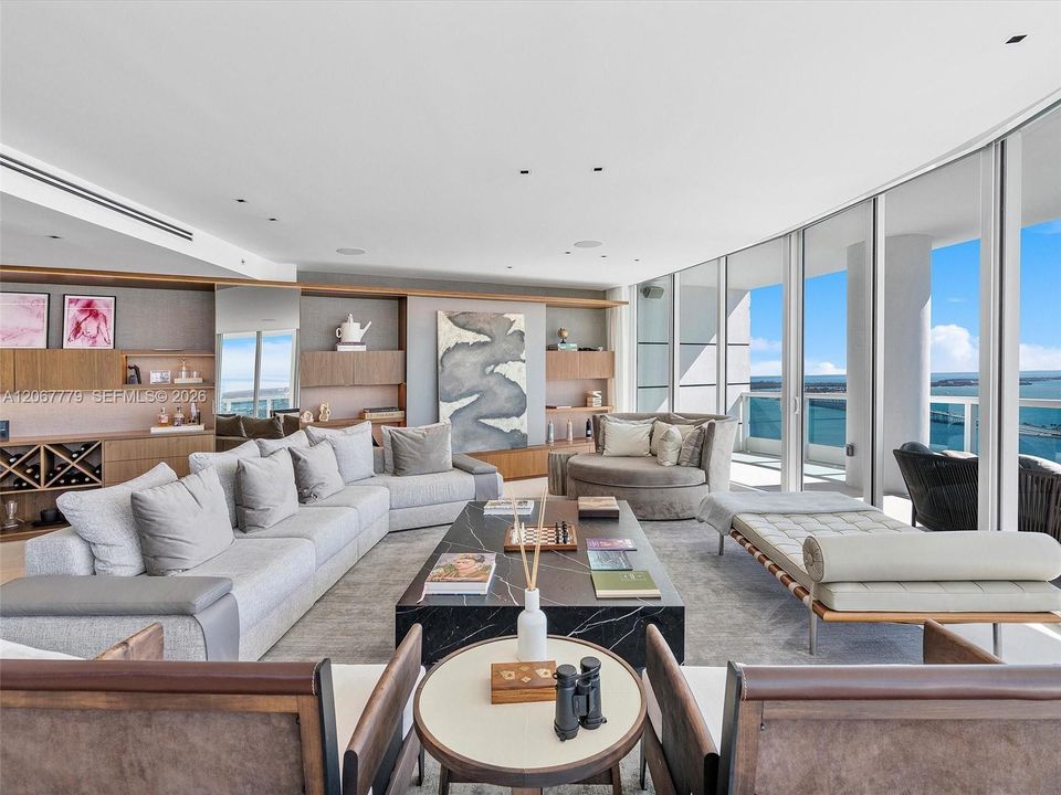 For Sale: $7,200,000 (5 beds, 5 baths, 4435 Square Feet)