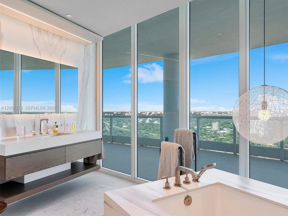 For Sale: $7,200,000 (5 beds, 5 baths, 4435 Square Feet)