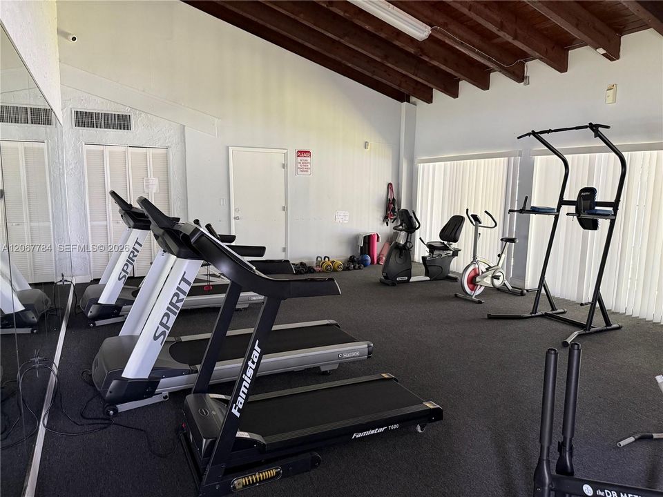 Activo con contrato: $1,900 (1 camas, 1 baños, 676 Pies cuadrados)