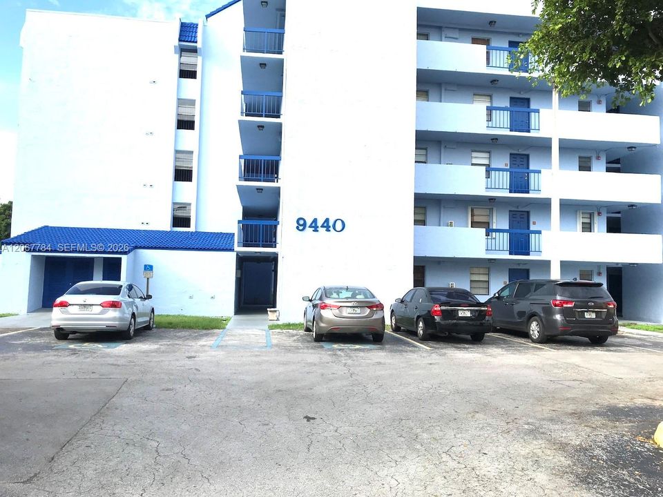 Activo con contrato: $1,900 (1 camas, 1 baños, 676 Pies cuadrados)