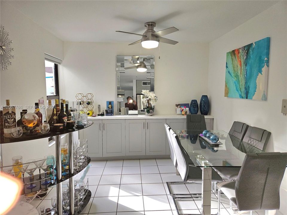 For Rent: $3,100 (3 beds, 2 baths, 1280 Square Feet)