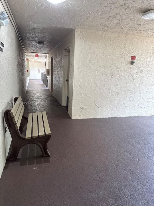 For Rent: $1,950 (2 beds, 2 baths, 1040 Square Feet)