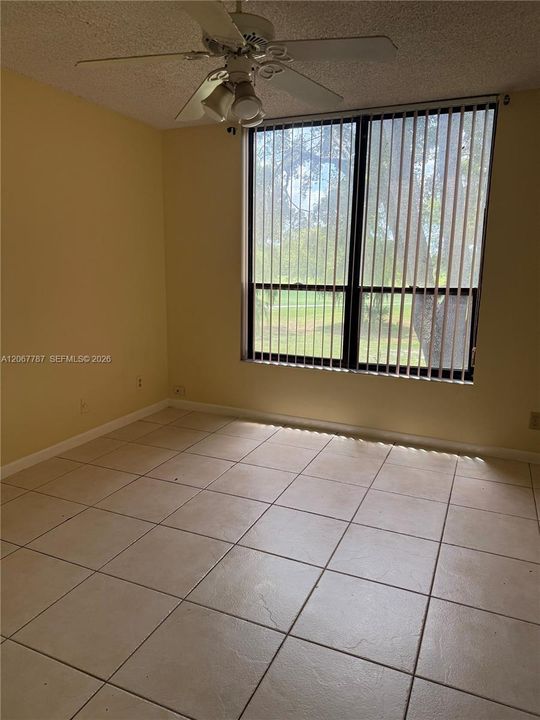 For Rent: $1,950 (2 beds, 2 baths, 1040 Square Feet)