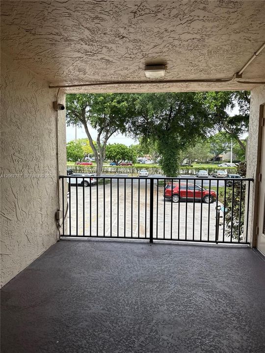 For Rent: $1,950 (2 beds, 2 baths, 1040 Square Feet)
