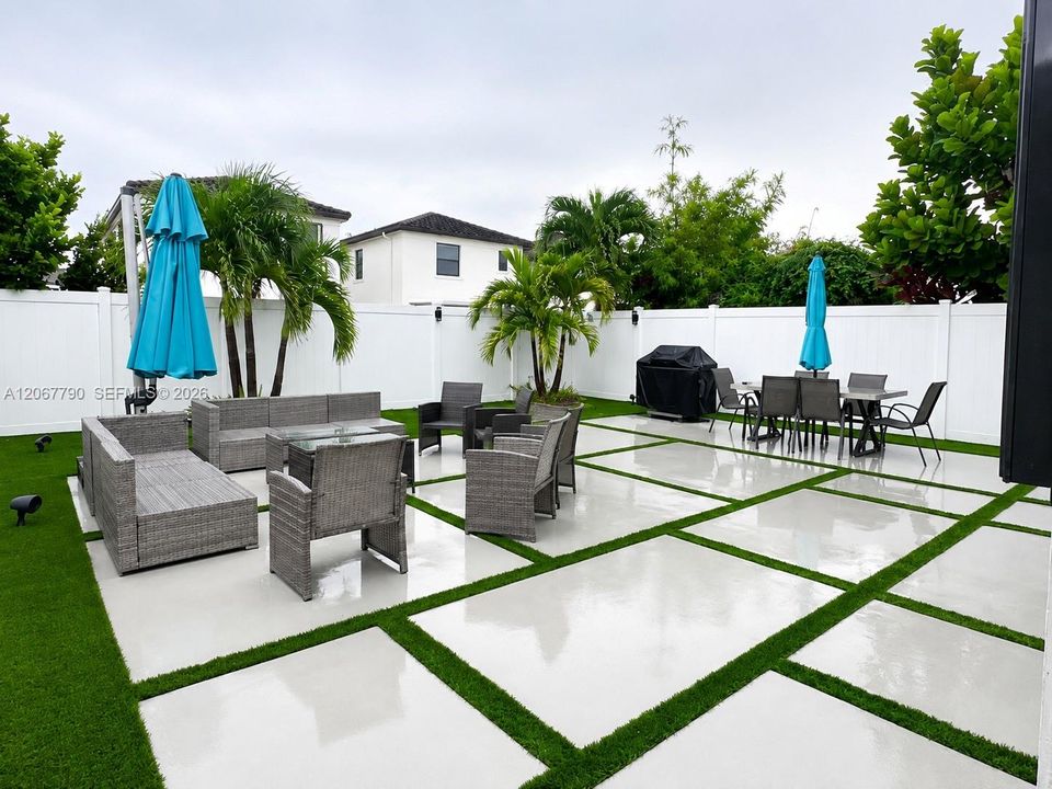 For Rent: $4,000 (4 beds, 3 baths, 2174 Square Feet)
