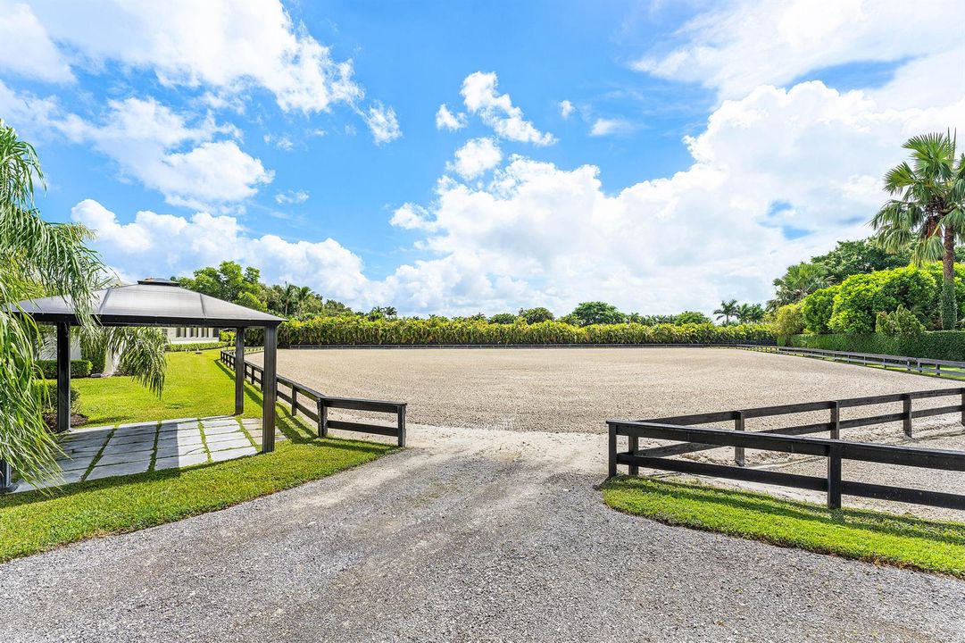 018-14155EquestrianWay-Wellington-FL-334