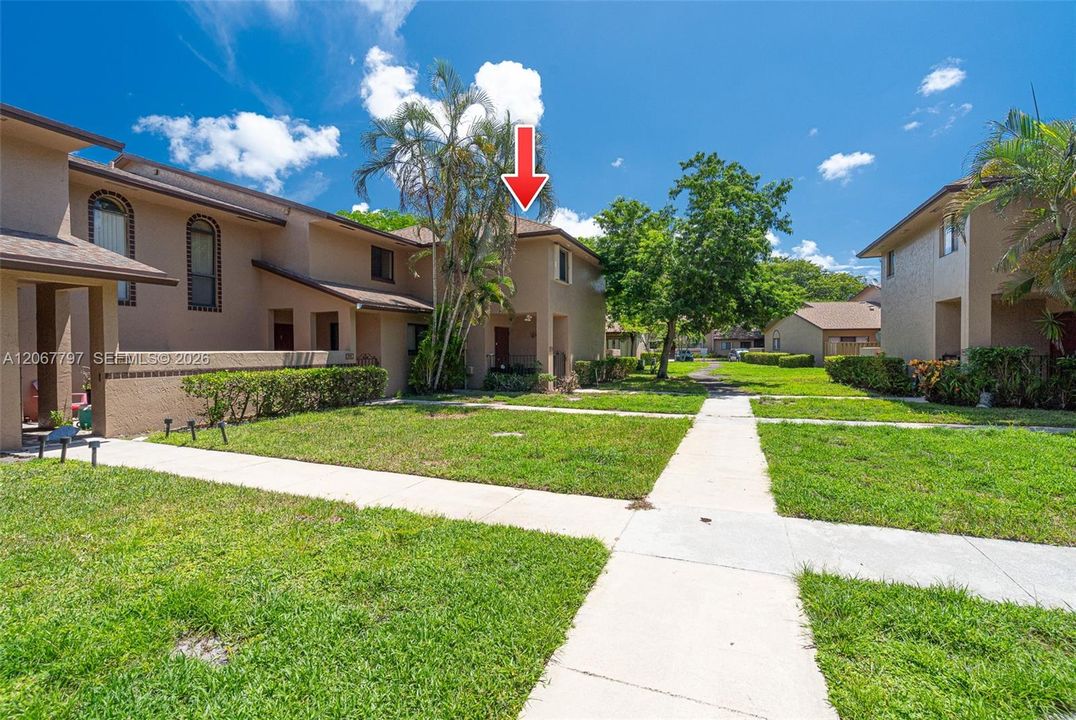 For Sale: $390,000 (3 beds, 2 baths, 1484 Square Feet)