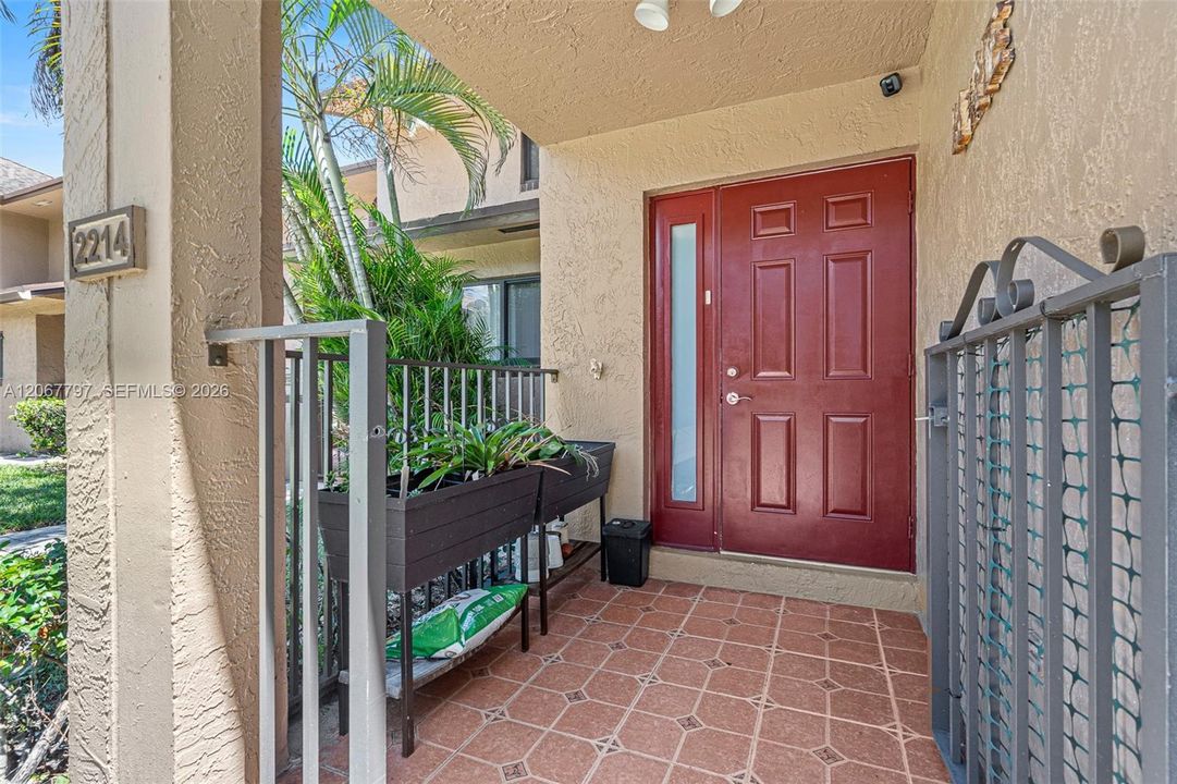 For Sale: $390,000 (3 beds, 2 baths, 1484 Square Feet)