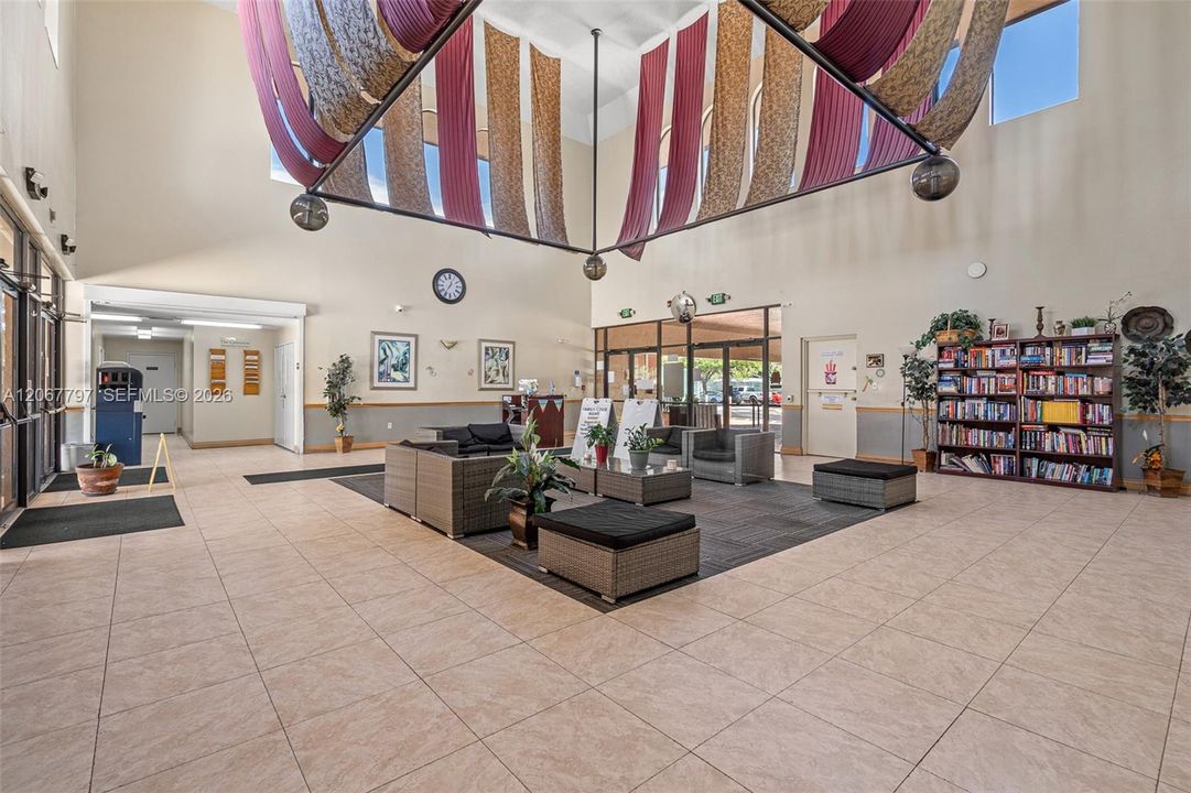 For Sale: $390,000 (3 beds, 2 baths, 1484 Square Feet)
