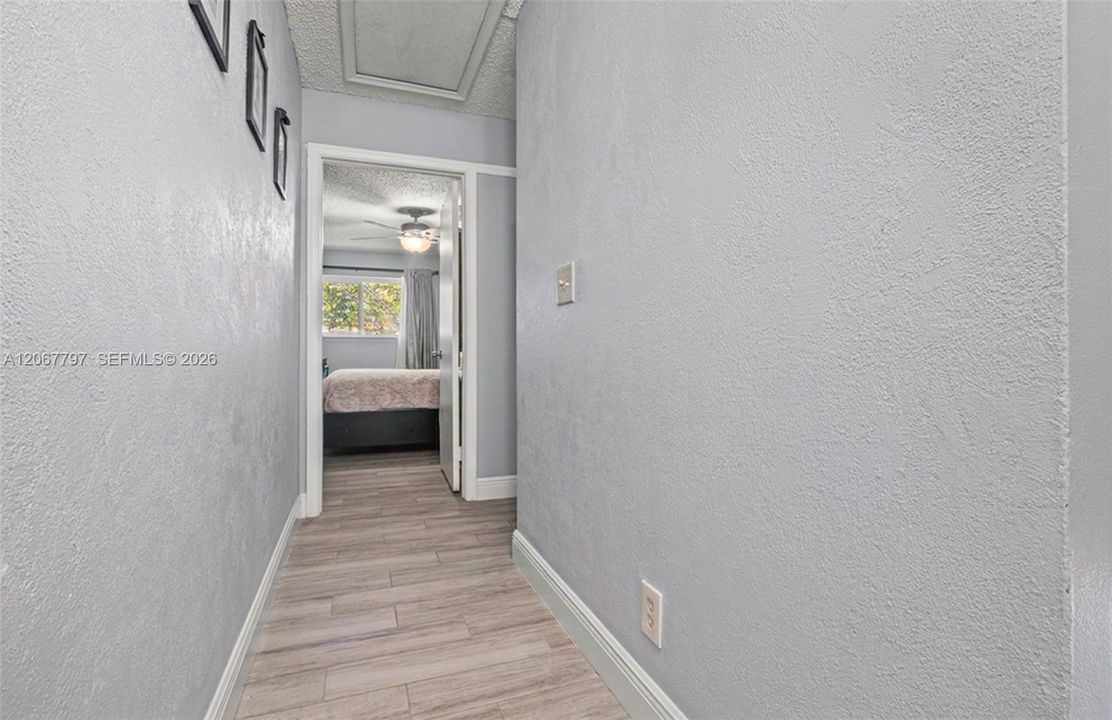 For Sale: $390,000 (3 beds, 2 baths, 1484 Square Feet)