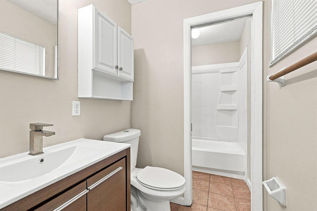 14_primary bathroom