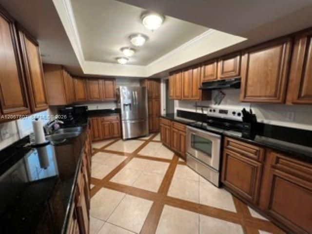 For Sale: $1,300,000 (3 beds, 2 baths, 1917 Square Feet)
