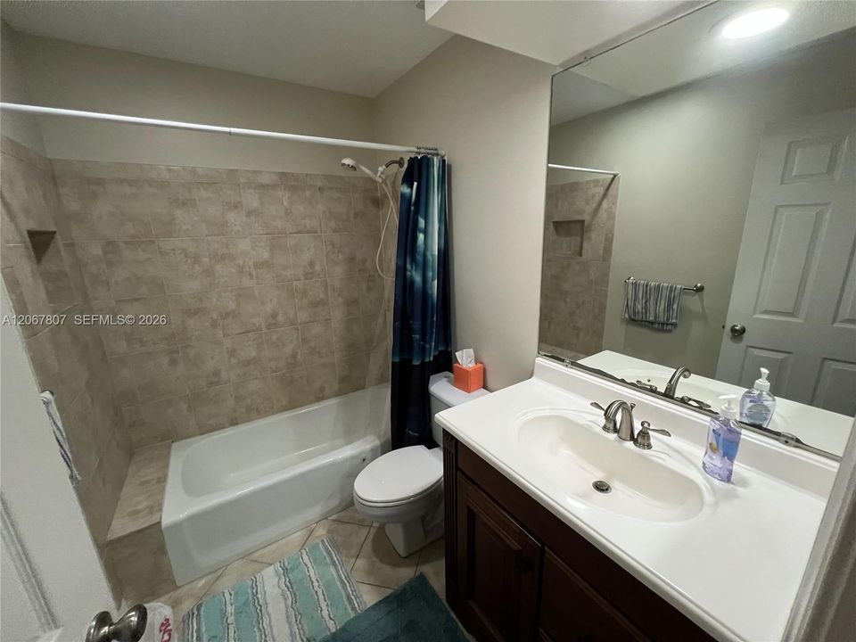 For Sale: $1,300,000 (3 beds, 2 baths, 1917 Square Feet)