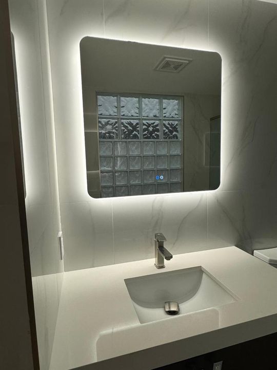 1127 main bath mirror