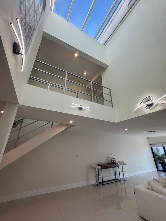 1127 sky light