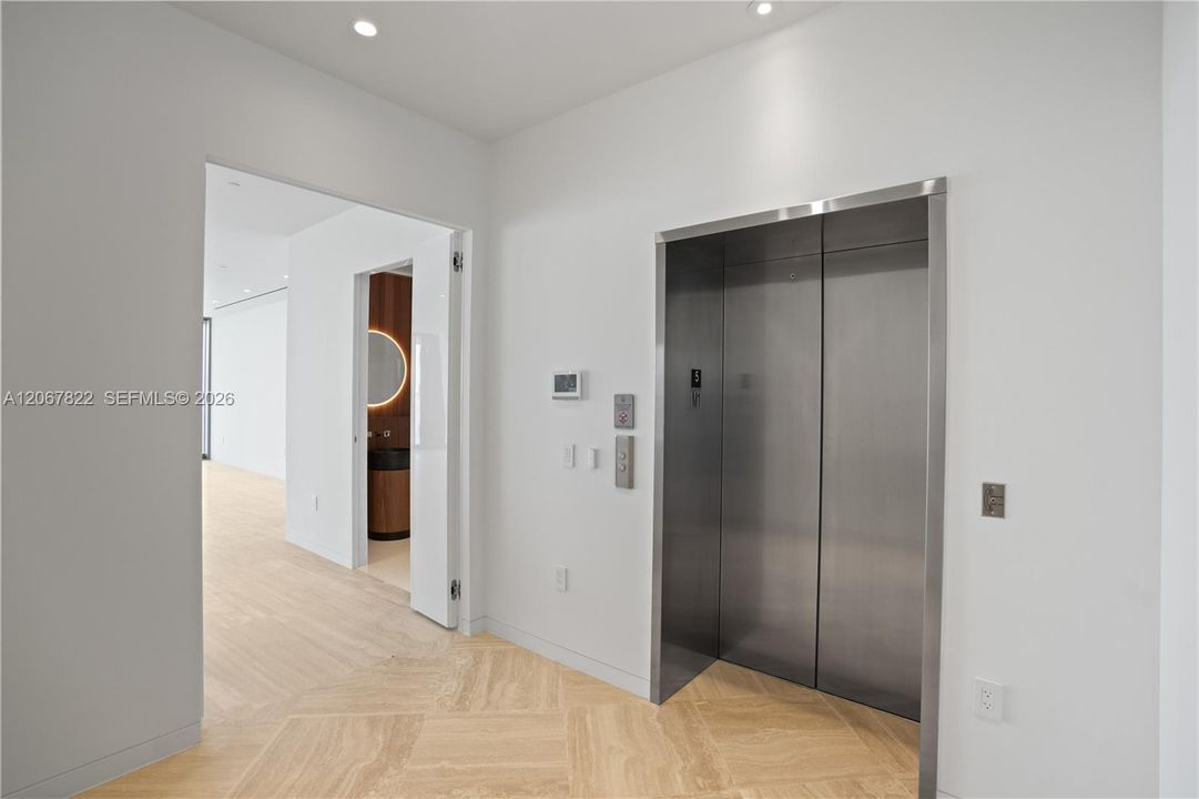 Private Foyer