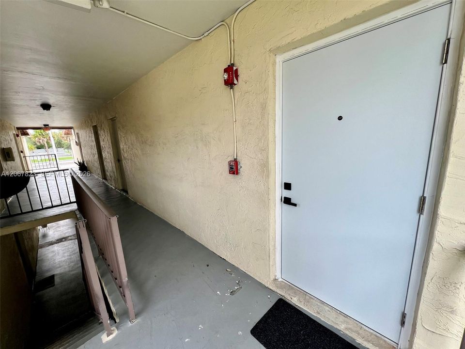 For Sale: $330,000 (3 beds, 2 baths, 1180 Square Feet)