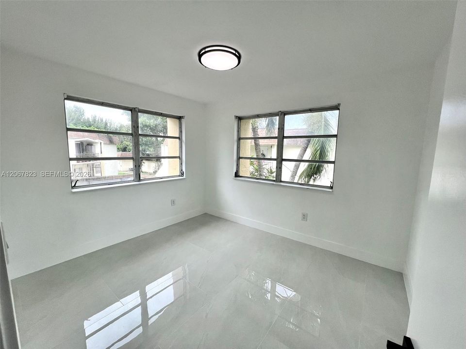 For Sale: $330,000 (3 beds, 2 baths, 1180 Square Feet)