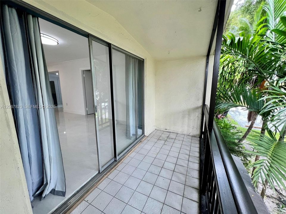 For Sale: $330,000 (3 beds, 2 baths, 1180 Square Feet)