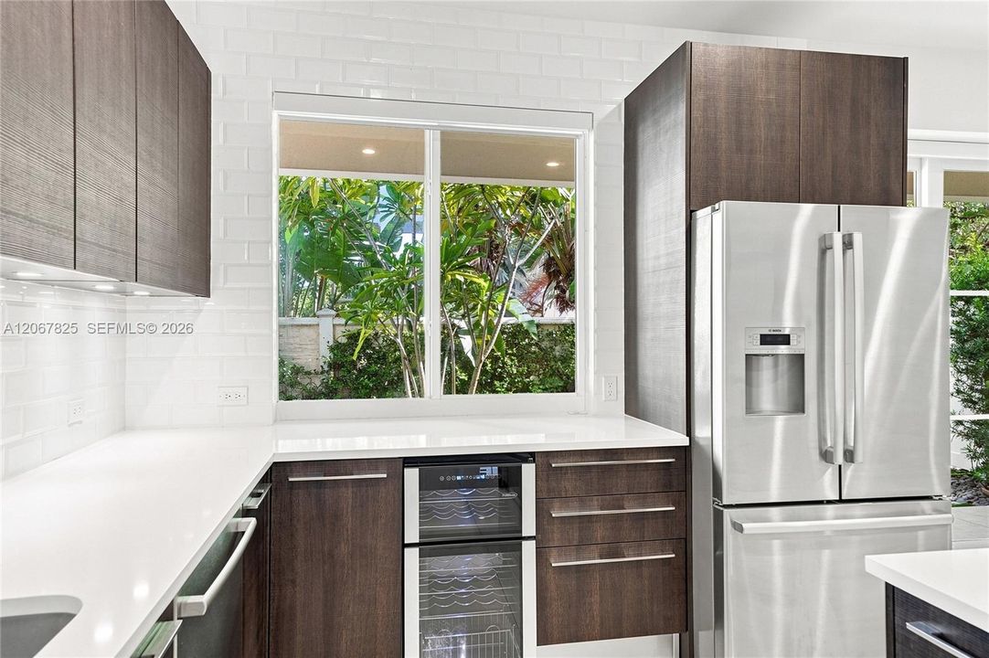 For Rent: $7,000 (3 beds, 2 baths, 2216 Square Feet)