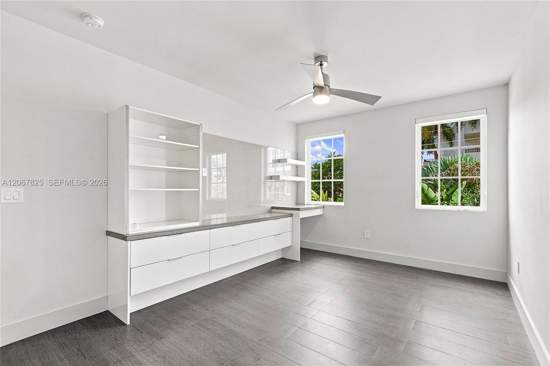 For Rent: $7,000 (3 beds, 2 baths, 2216 Square Feet)