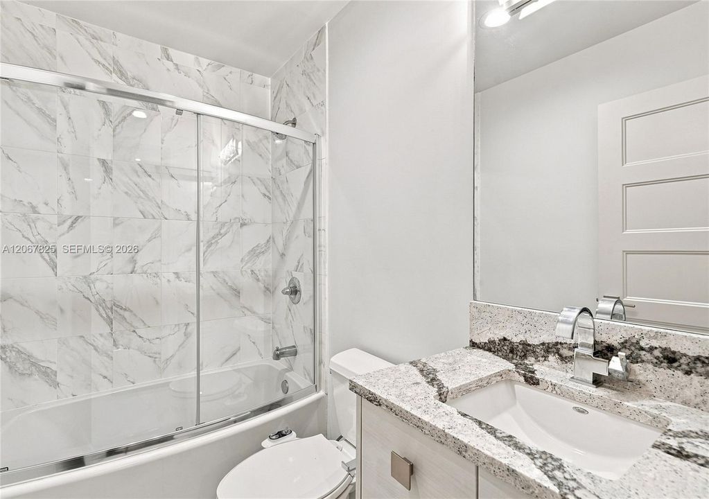 For Rent: $7,000 (3 beds, 2 baths, 2216 Square Feet)
