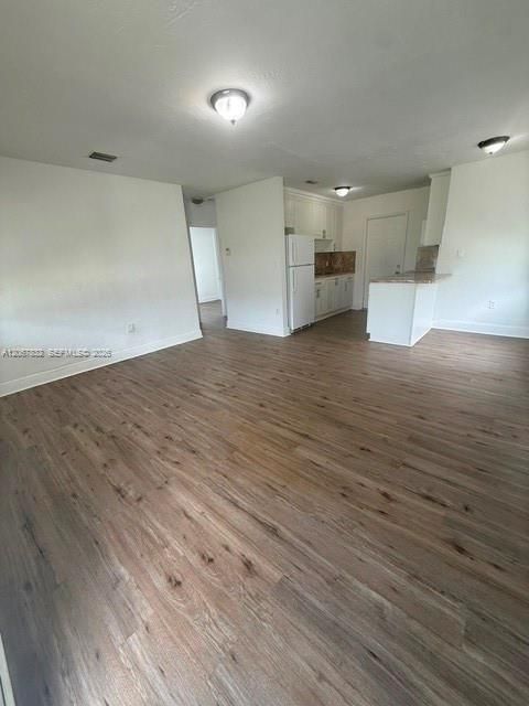 For Rent: $2,400 (2 beds, 1 baths, 0 Square Feet)