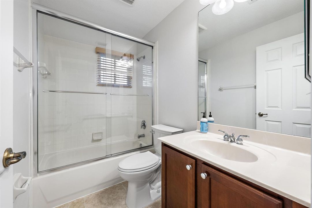 7751 SE Heritage Blvd-20
