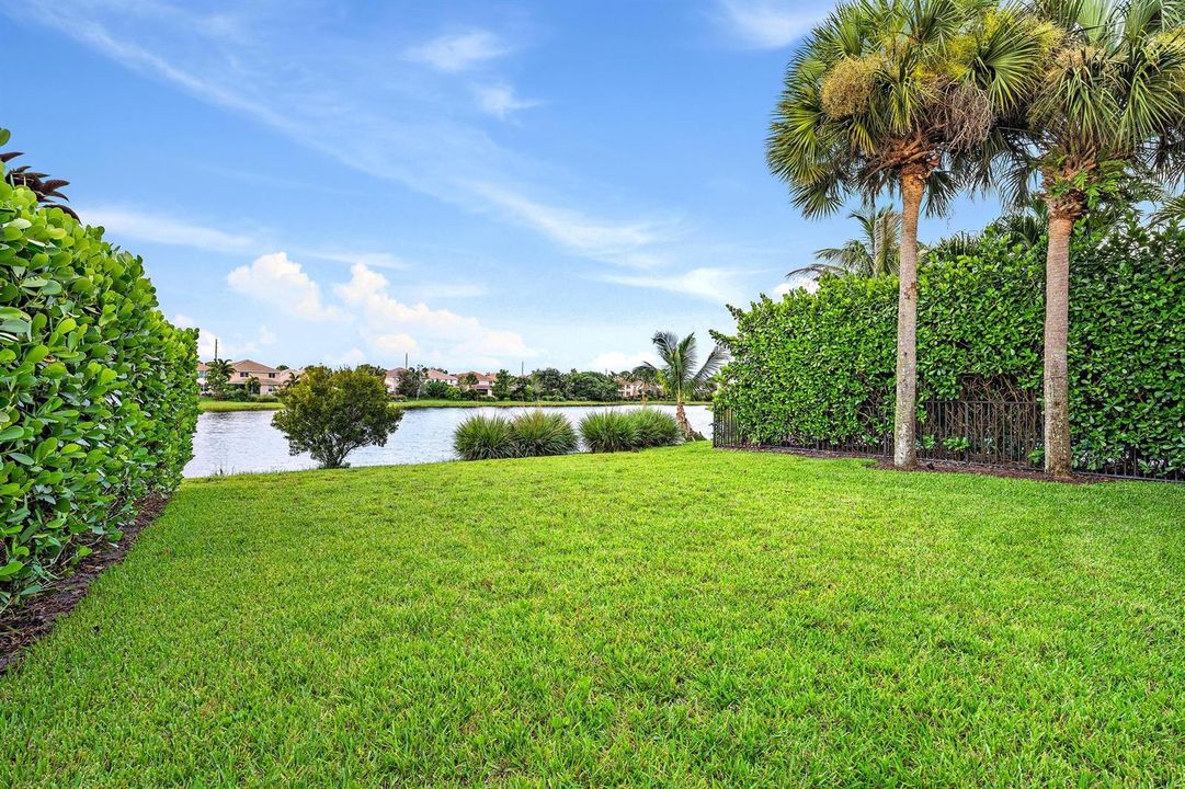 7751 SE Heritage Blvd-3