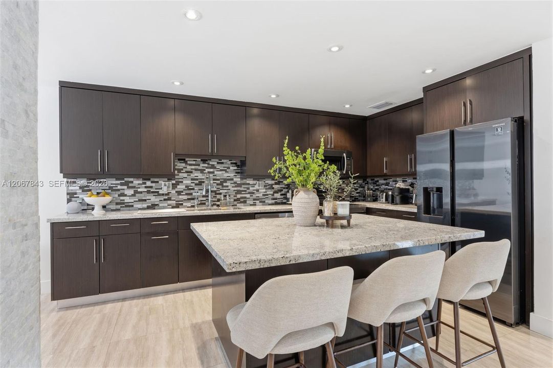 For Rent: $4,800 (3 beds, 3 baths, 2394 Square Feet)