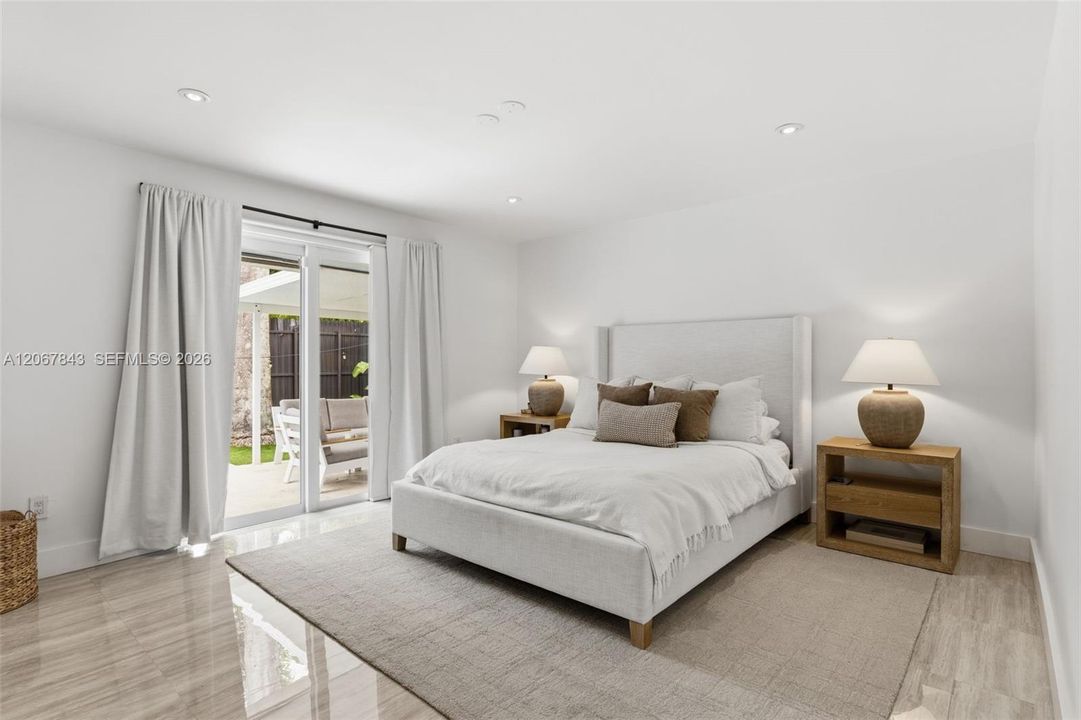 For Rent: $4,800 (3 beds, 3 baths, 2394 Square Feet)